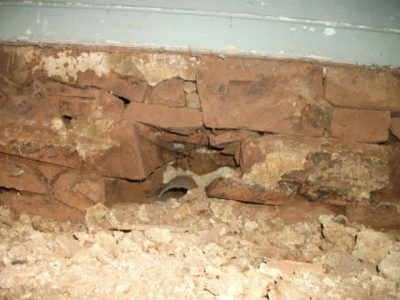 hall earthen floor 05