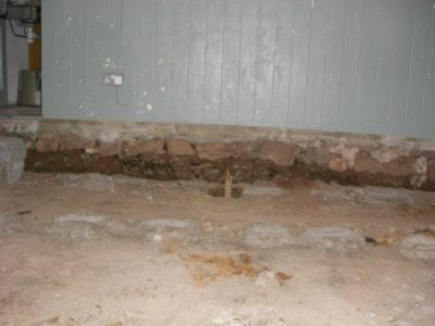 hall earthen floor 08