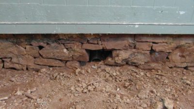 hall earthen floor 15