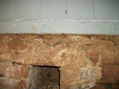 hall earthen floor 02