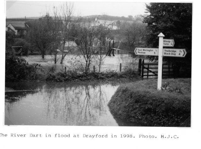 Drayford flood 1998.jpg