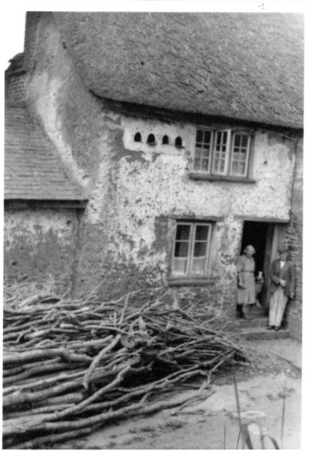 EW5 Beech Cottage Oxlease with people.jpg