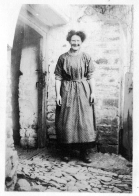 P20 Nellie Vickery at Oddislake.jpg