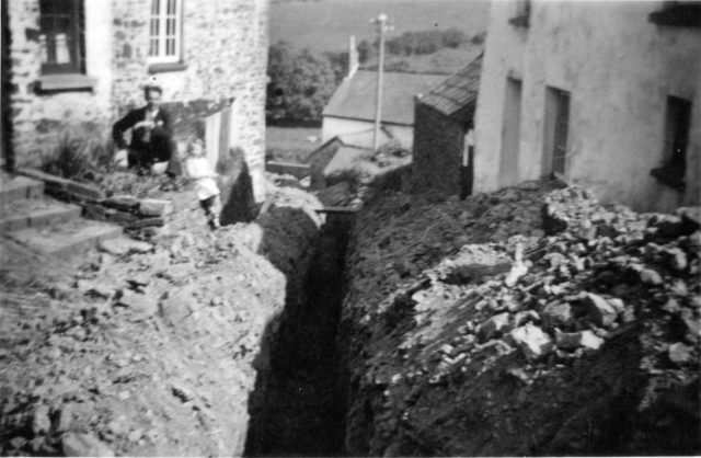 WW-Mains-water-installed-1957-Jack-Yendell-and-Sheila-Stenner.jpg