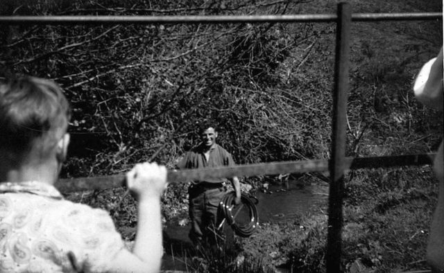 maurice butt 1 with soldier in ditch.jpg